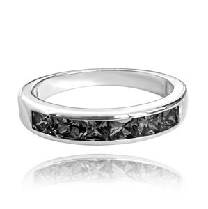 Stříbrný prsten s černými zirkony JMAN0025NR