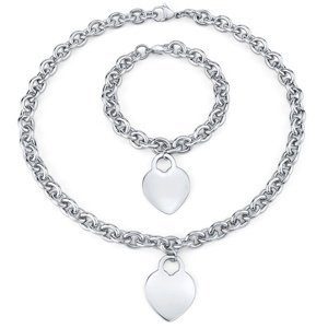 Set šperků pro ženy z chirurgické oceli náhrdelník a náramek s přívěskem srdce