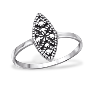 OLIVIE - stříbrný prsten 0220 Velikost prstenů: 8 (EU: 57 - 58) Ag 925, 1,45 g.