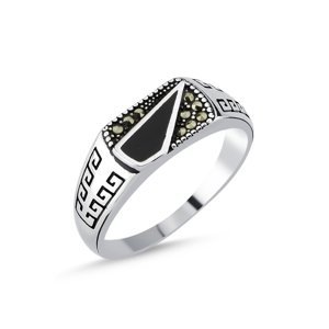OLIVIE Pánský stříbrný prsten MARKAZIT 8205 Velikost prstenů: 10 (EU: 62-64) Ag 925; ≤4,1 g.