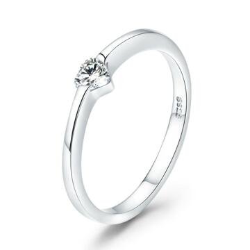 OLIVIE Stříbrný prsten SRDÍČKO 3394 Velikost prstenů: 6 (EU: 51-53) Ag 925; ≤1,1 g.