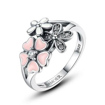 OLIVIE Stříbrný prsten TŘEŠŇOVÝ KVĚT 3450 Velikost prstenů: 6 (EU: 51 - 53) Ag 925; ≤3,5 g.