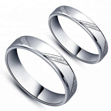 OLIVIE Snubní prsten ze stříbra 3643 Velikost prstenů: 6 (EU: 51 - 53) Ag 925; ≤< 3,1 g.