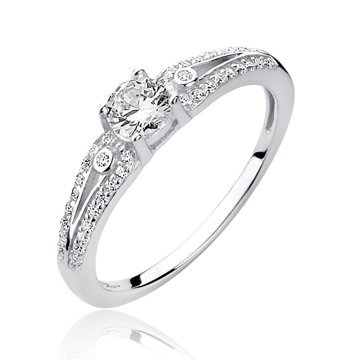 OLIVIE Stříbrný zásnubní prsten 4211 Velikost prstenů: 7 (EU: 54-56) Ag 925; ≤2 g.