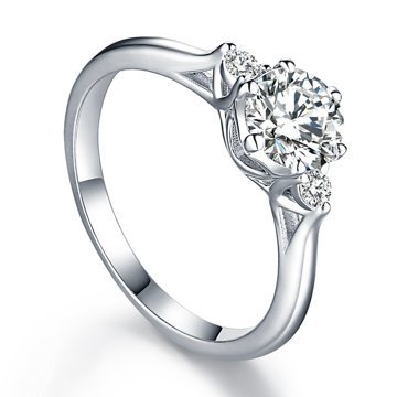 OLIVIE Zásnubní stříbrný prsten BEVERLY 5081 Velikost prstenů: 6 (EU: 51-53) Ag 925; ≤2 g.
