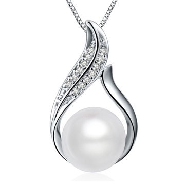 OLIVIE Stříbrný náhrdelník SLADKOVODNÍ PERLA 5096 Ag 925; ≤2,6 g.