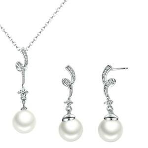 OLIVIE Stříbrná perlová sada JUMEIRA 5955 Ag 925; ≤5,7 g.