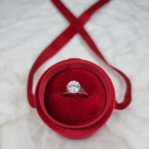 Aranys Stříbrný prsten s masivním zirkonem, 58 16820