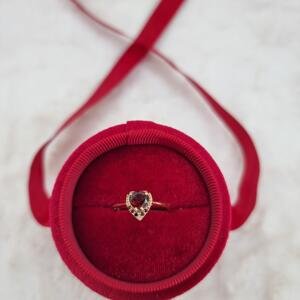 Granát Zlatý prsten srdce český granát, 48, Zlato Au 585/1000 56513