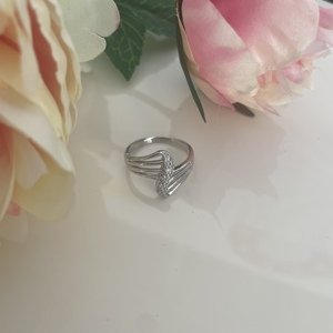 Aranys Stříbrný prsten se zirkony, 48 54611