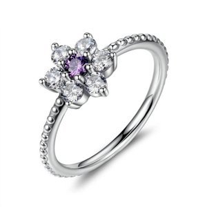Linda's Jewelry Stříbrný prsten Flower Shiny violet  IPR023 Velikost: 56