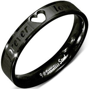 Ocelový prsten - černý kroužek s výřezem srdce a nápisem - Velikost: 52