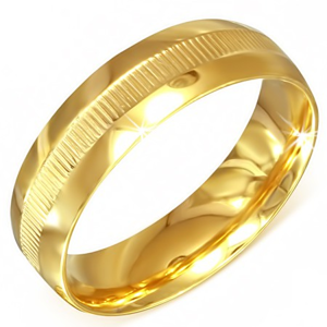 Zlatý prsten z chirurgické oceli s vroubkovaným pásem - Velikost: 67