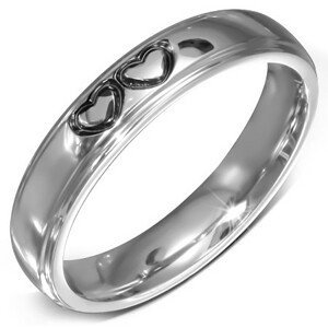 Lesklý ocelový prsten - hladká obroučka se dvěma spojenými srdci - Velikost: 49
