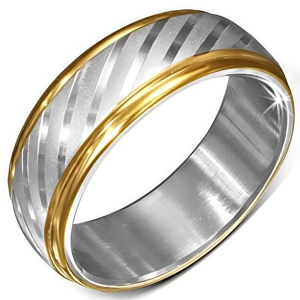 Ocelový prsten se zlatými okraji a saténovými diagonálními pásy - Velikost: 54