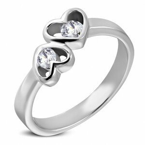 Ocelový prsten stříbrné barvy, dvě srdce s čirými zirkony - Velikost: 49