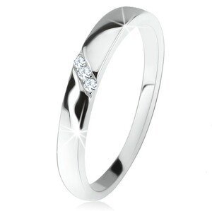 Prsten ze stříbra 925, diagonální pás čirých zirkonů - Velikost: 50