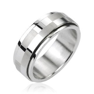 Ocelový prsten stříbrné barvy, otáčecí středový pás s motivem šachovnice - Velikost: 61