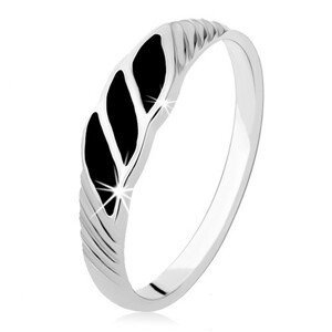 Stříbrný prsten 925, tři černé onyxové vlnky, šikmé rýhy - Velikost: 57