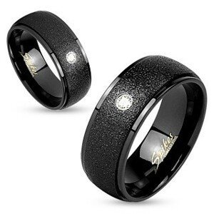 Černý ocelový prsten, blýskavý pískovaný povrch, čirý zirkonek, 6 mm - Velikost: 51