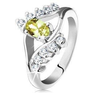 Lesklý prsten ve stříbrné barvě, hladké a zirkonové linie, světle zelený ovál - Velikost: 58