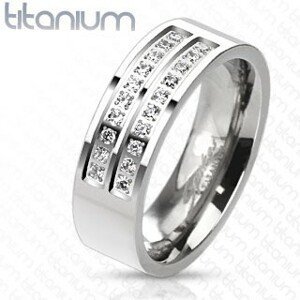 Prsten z titanu ve stříbrném odstínu s liniemi čirých zirkonů, 8 mm - Velikost: 62