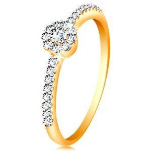 Prsten ve 14K zlatě - zářivý kvítek z čirých zirkonů, zdobená ramena - Velikost: 50