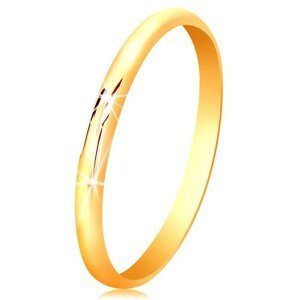 Prsten ve žlutém 14K zlatě, hladký, lesklý a mírně vypouklý povrch - Velikost: 56
