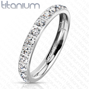 Prsten z titanu s úzkými rameny - čiré třpytivé zirkony, drobné tyčinky, 3 mm - Velikost: 48