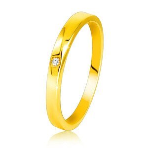 Prsten ze žlutého 375 zlata - jemně zkosená ramena, čirý zirkon - Velikost: 49