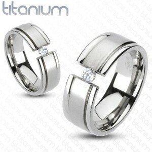 Prsten z titanu - rozseklý prsten, třpytivý zirkon - Velikost: 55