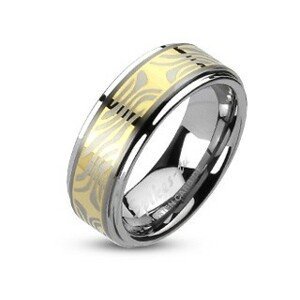 Wolframový prsten s pruhem zlaté barvy a zebřím motivem - Velikost: 59