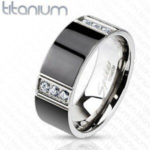 Prsten z titanu předělený čtyřmi řadami čirých zirkonů - Velikost: 62