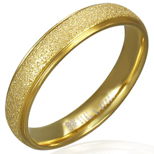 Pískovaný prsten z oceli ve zlaté barvě - Velikost: 52