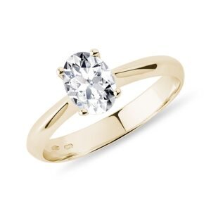 Prsten s oválným diamantem ve zlatě KLENOTA