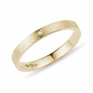 Zlatý snubní prsten s briliantem KLENOTA