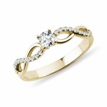 Zásnubní diamantový prsten KLENOTA