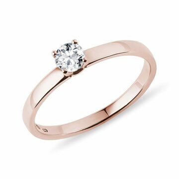 Jednoduchý prsten z růžového zlata s briliantem KLENOTA