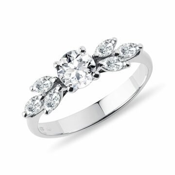 Úchvatný diamantový prsten z bílého 14k zlata KLENOTA