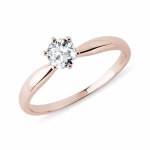Zásnubní prsten s briliantem v růžovém zlatě KLENOTA