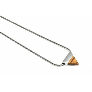 Náhrdelník s dřevěným detailem Lini Necklace Triangle BeWooden