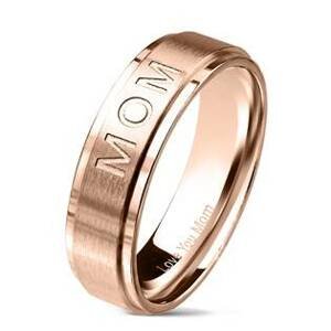 Šperky4U Zlacený ocelový prsten "MOM" - velikost 49 - OPR1722-49