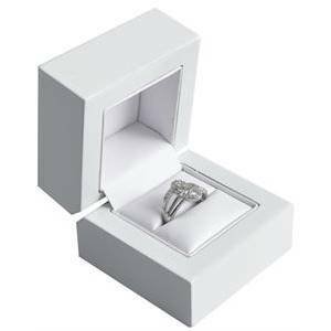 Šperky4U Dřevěná dárková krabička na zásnubní prsten bílá - KR0138-WH
